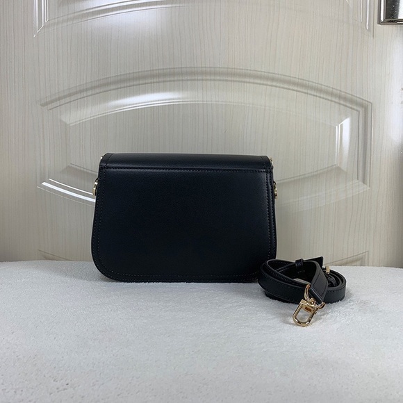 M&K Parker Leather Crossbody Bag - Picture 5 of 5